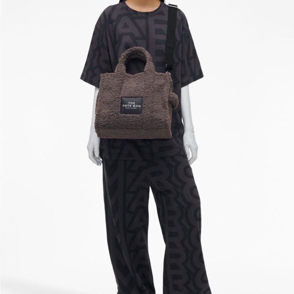 🌺SOLD🌺MARC JACOBS Medium Teddy Tote Bag + Crossbody Strap